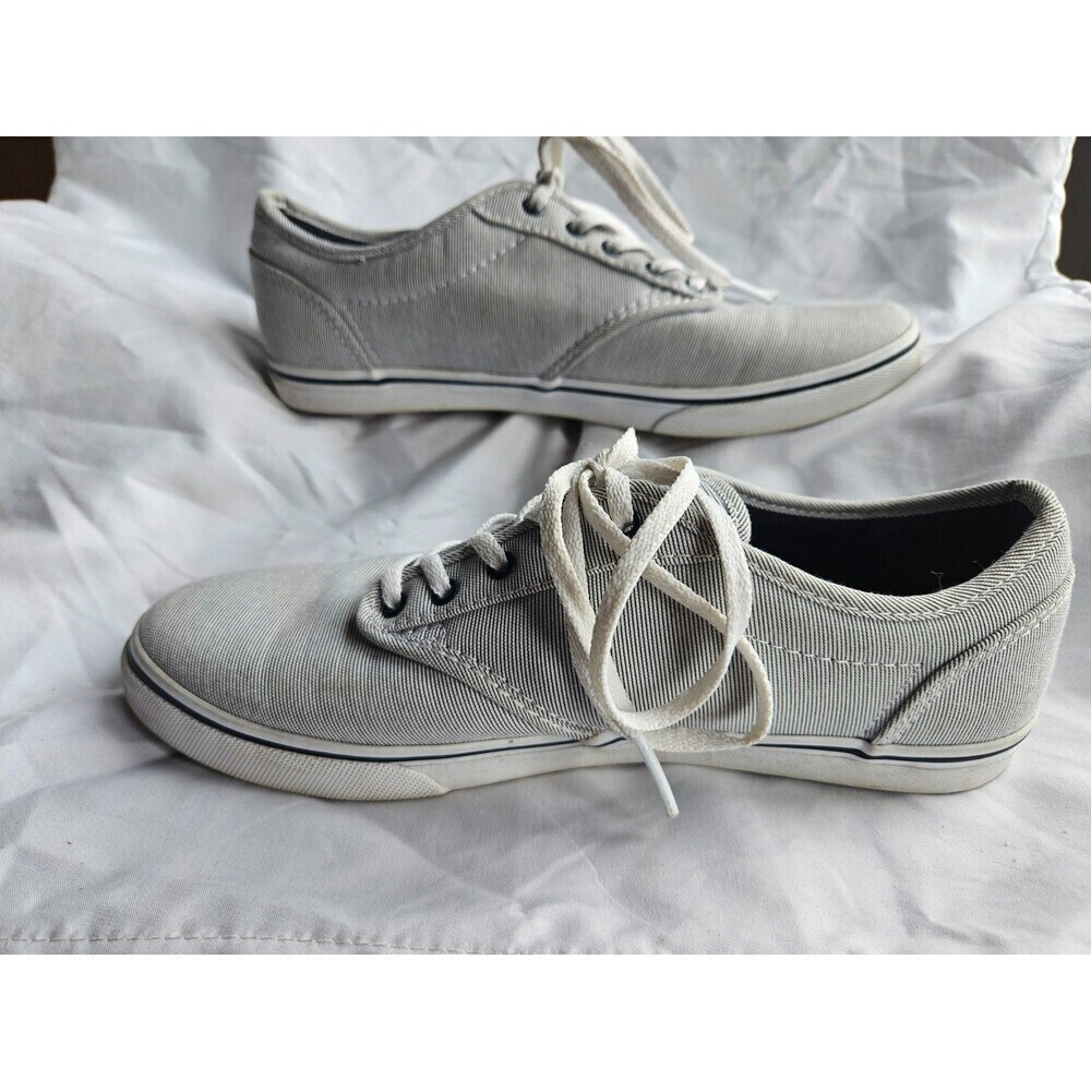 Vans Womens 8 Low Top Sneakers Shoes White Blue Striped Canvas Lace Up EUC